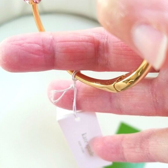 KATE SPADE PINK CRYSTALS BRACELET🎉🎉🎉💋💋💋❤❤❤🍭🍭🍭💖💖💖HOST PICK!!! 9/11 23 - Picture 4 of 7
